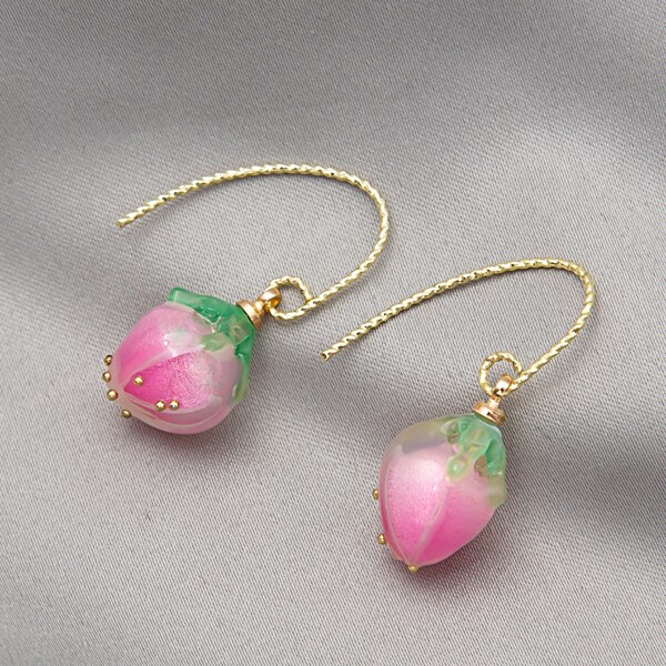

Bud Design Earrings, Pink