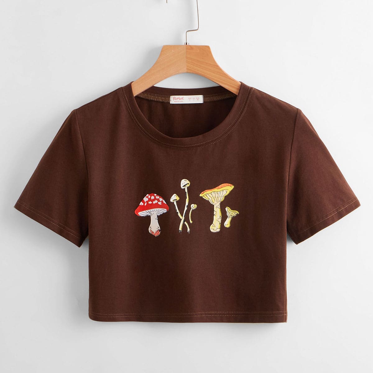 

Mushroom Graphic Crop Tee, Chocolate brown