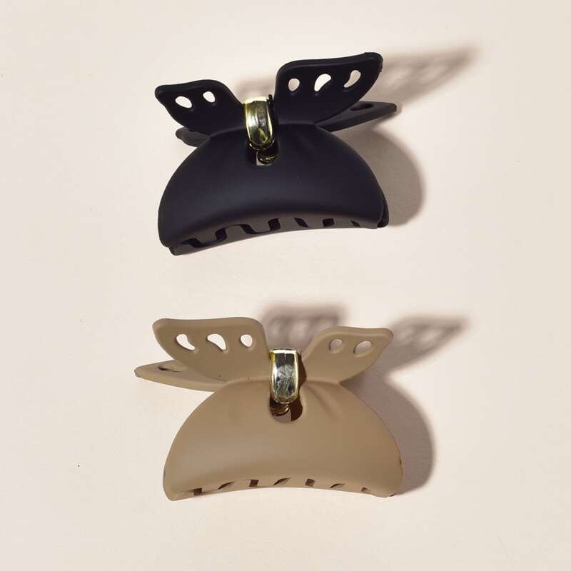 

2pcs Butterfly Design Hair Claw, Multicolor