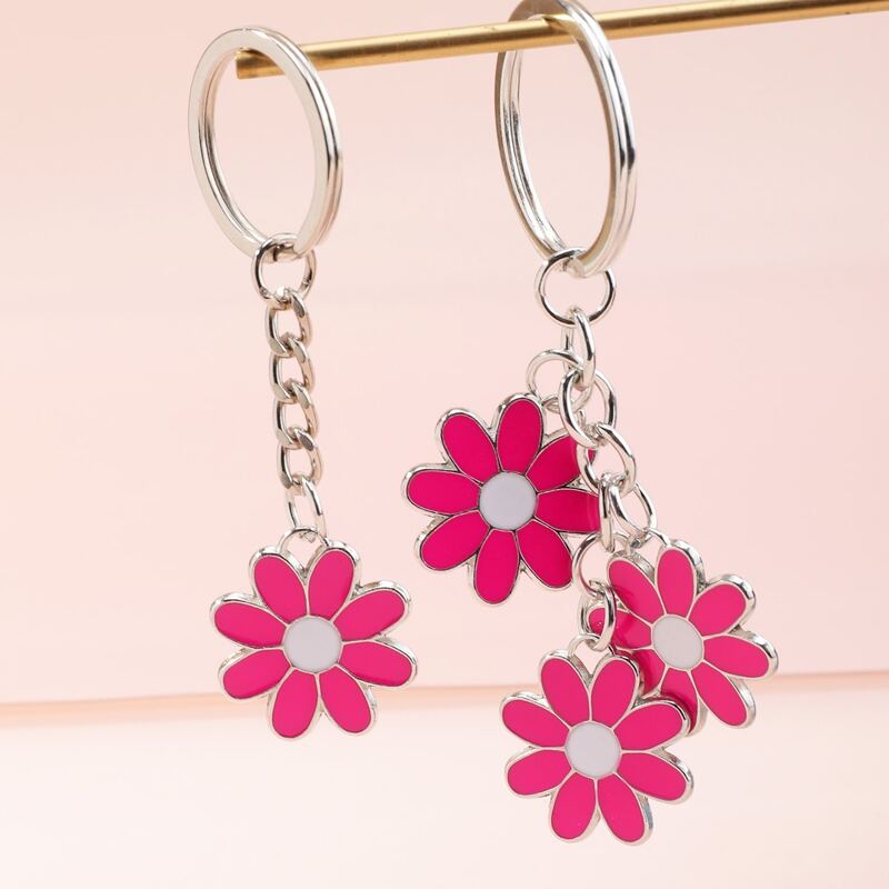 

2pcs Flower Pendant Keychain, Hot pink
