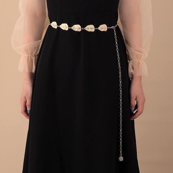 

Leaf Detail Chain Belt, Gold