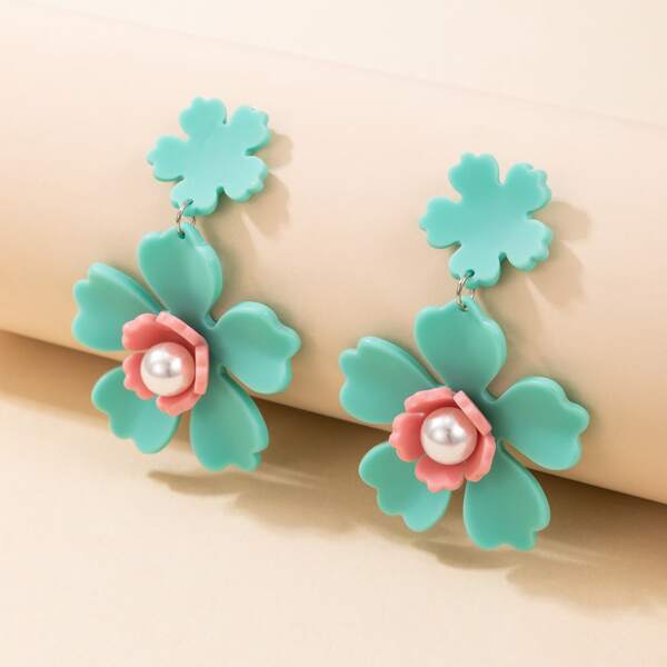 

Acrylic Flower Earrings, Blue