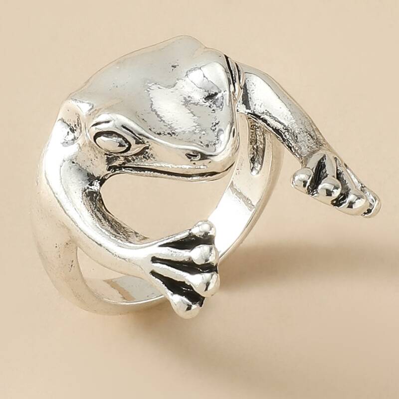 

Frog Design Ring, Antique silver