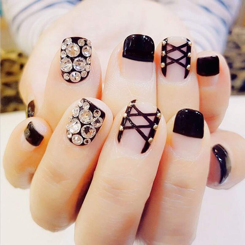 

24pcs Rhinestone Decor Fake Nail & 1sheet Tape, Multicolor