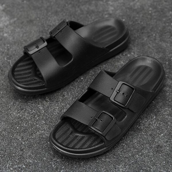 

Men Eyelet Buckle Decor Slides, Black