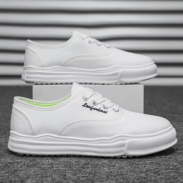 

Men Letter Graphic Lace-up Front Canvas Shoes, White