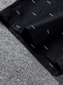 Manfinity RSRT 男士满幅印花抽绳短裤 - 黑色 - 查看 4