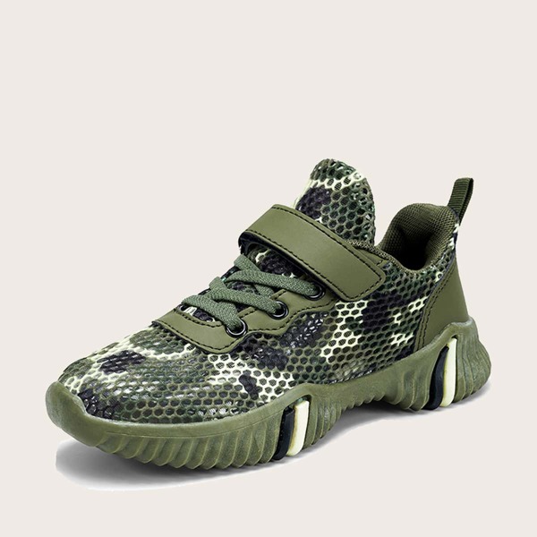 

Boys Camo Pattern Breathable Sneakers, Green
