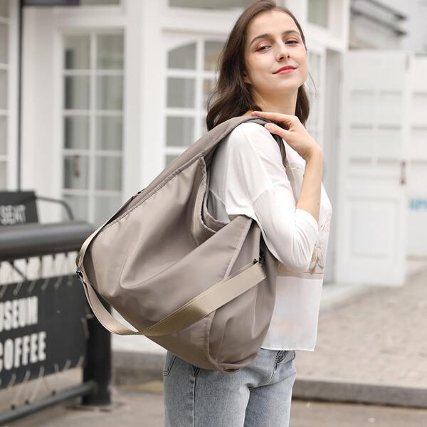 

Large Capacity Shoulder Bag, Grey
