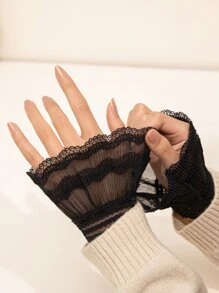 1pair Lace Wrist Cuffs - Black - View 3