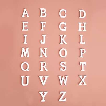 1个多色亚克力装饰字母展示架