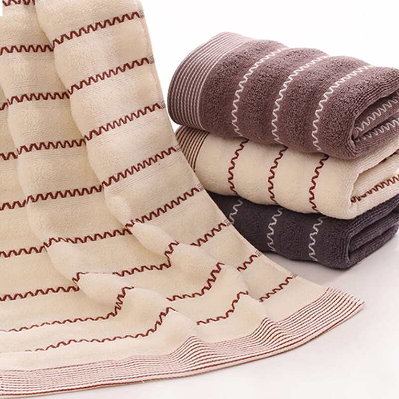 

1pc Striped Pattern Random Face Towel, Multicolor