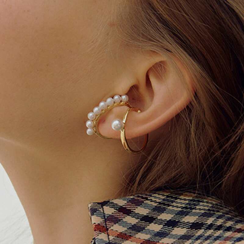 

2pcs Faux Pearl Ear Cuff, Gold