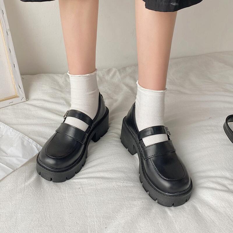 

Chunky Heeled Mary Jane Pumps, Black