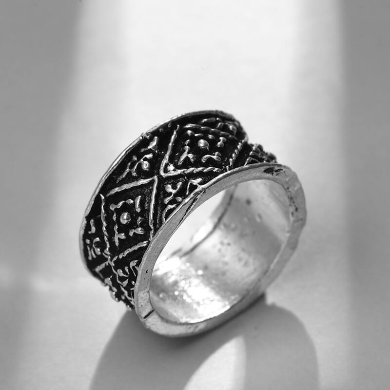 

Geometric Engraved Ring, Antique silver