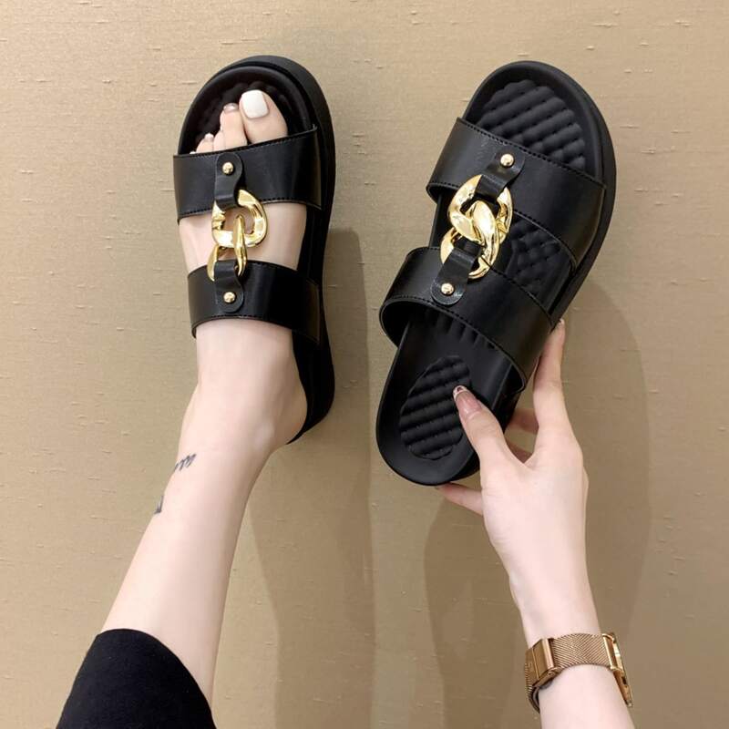 

Chain Linked Strap Slide Sandals, Black