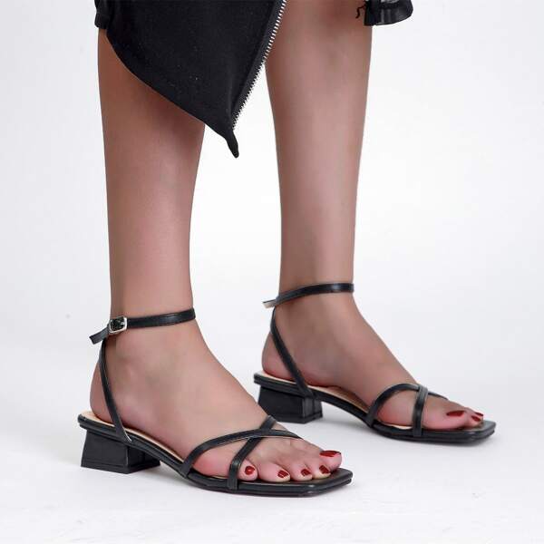 

Thin Strap Ankle Strap Chunky Sandals, Black