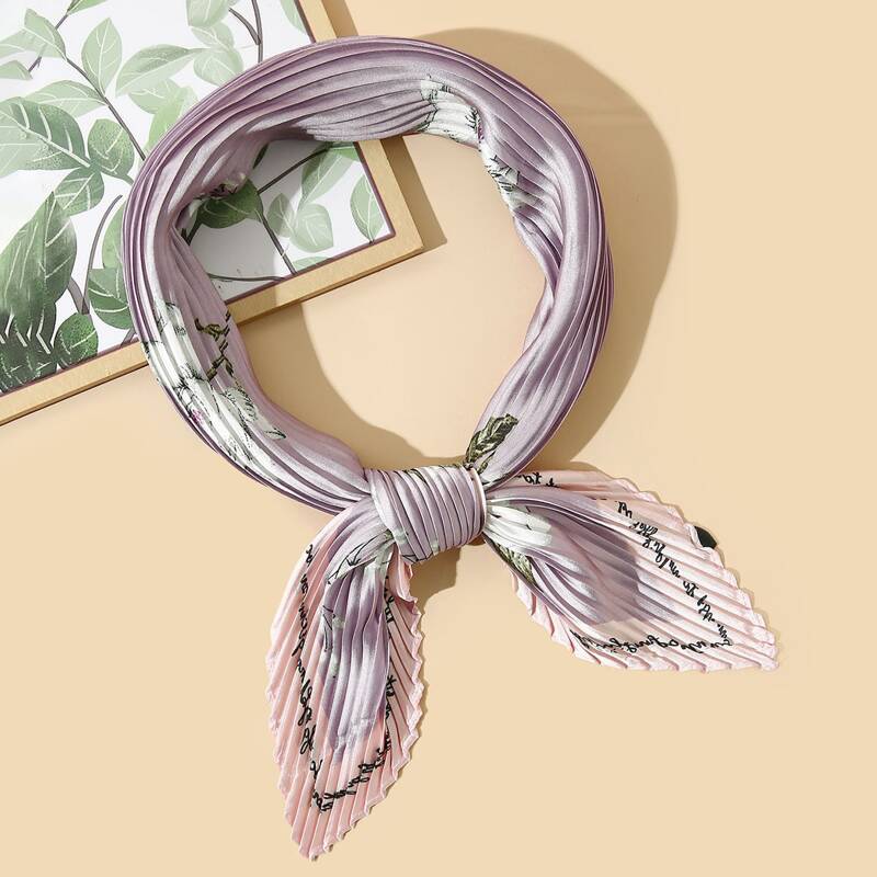 

Floral Pleated Bandana, Lilac purple