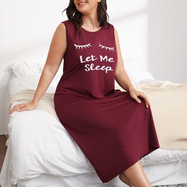 

Plus Eyelash And Slogan Graphic Nightdress, Burgundy