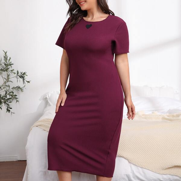 

Plus Heart Embroidery Sleep Dress, Maroon