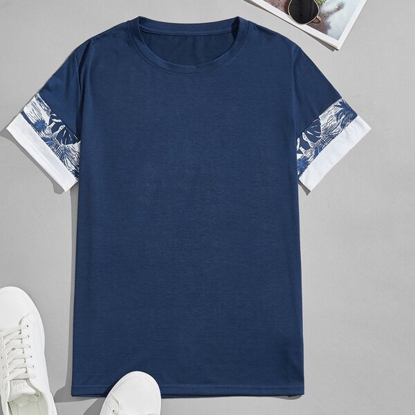 

Men Contrast Plants Print Tee, Navy blue