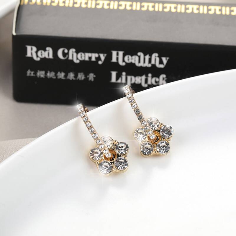 

Rhinestone Flower Earrings, Gold