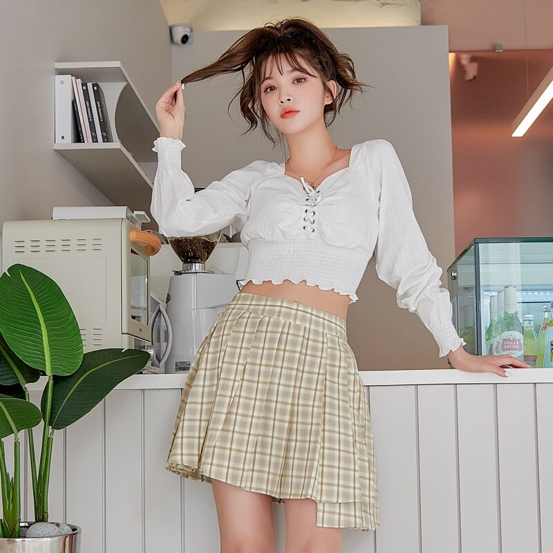 

Plaid Asymmetrical Pleated Skirt, Multicolor