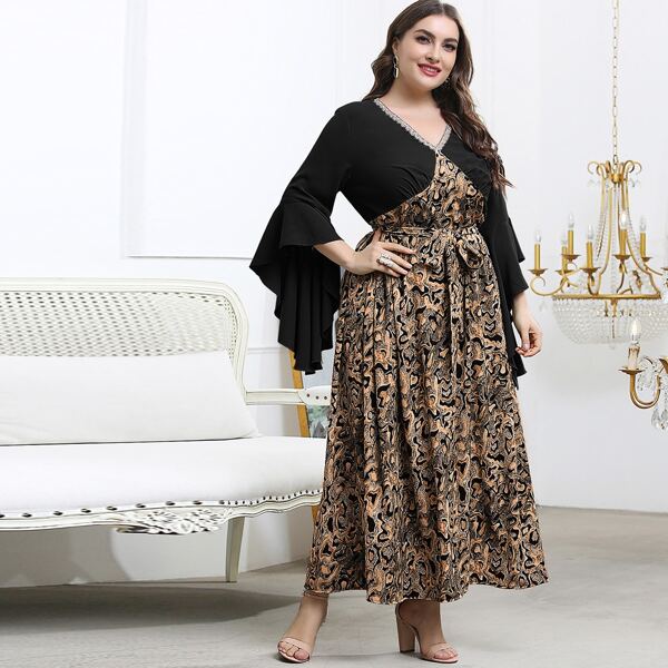 

Plus Contrast Graphic Panel Belted Dress, Multicolor