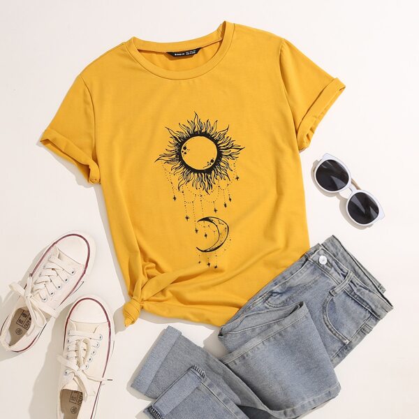 

Abstract Sun And Moon Print Tee, Mustard yellow