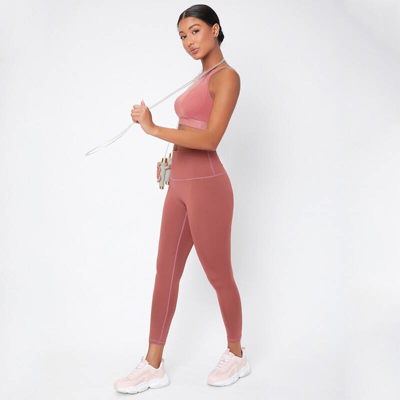 

Feels Like Skin High Stretch Sports Leggings, Redwood