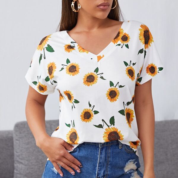 

V-neck Sunflower Print Tee, White