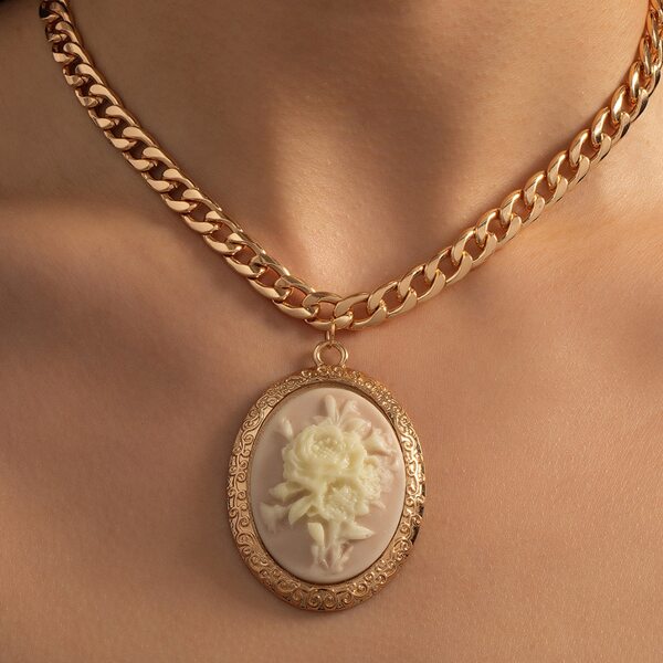 

Flower Decor Geometric Charm Necklace, Multicolor