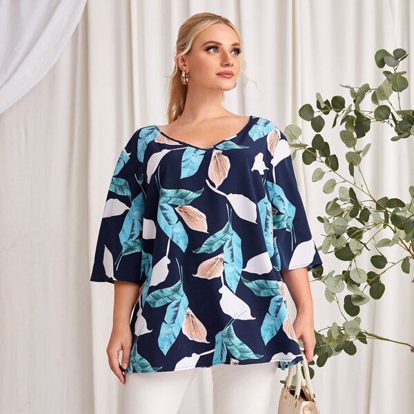 

Plus Leaf Print Longline Blouse, Multicolor