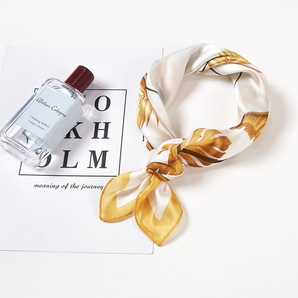 

Leaf Pattern Bandana, Yellow