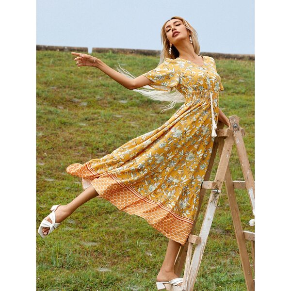 

Floral Print Shirred Tie Front A-line Dress, Multicolor