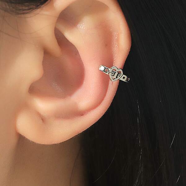 

Heart Decor Ear Cuff, Silver