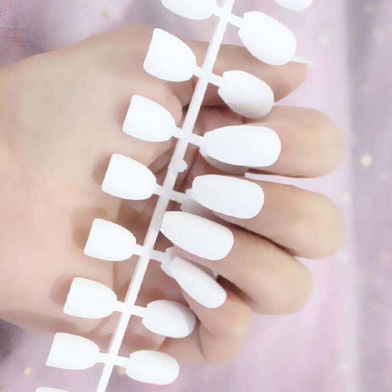 

24pcs Solid Fake Nail, White