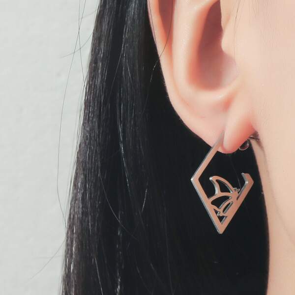 

Butterfly Decor Geometric Earrings, Silver