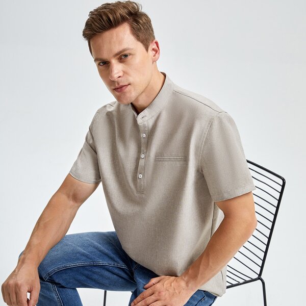 

Men Curved Hem Solid Polo Shirt, Khaki