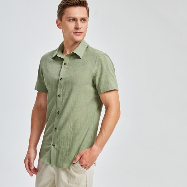 

Men Curved Hem Solid Shirt, Mint green