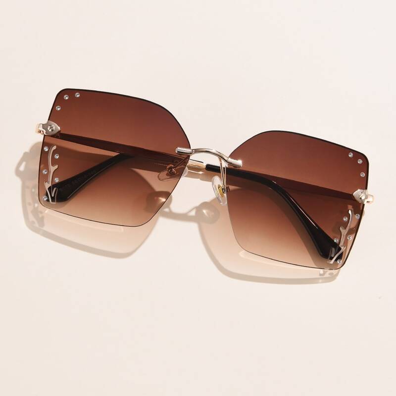 

Rhinestone Frame Sunglasses