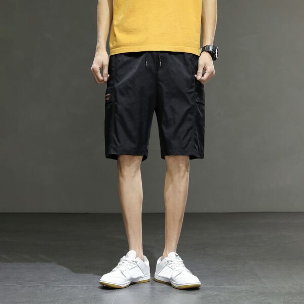 

Men Letter Patched Drawstring Waist Shorts, Black