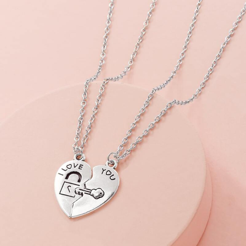 

2pcs Heart Pendant Necklace, Silver