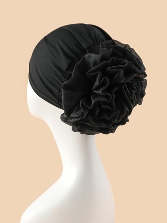 Casual Twirl Design Beanie