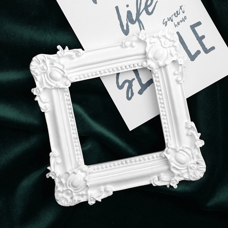 

1pc Relief Decorative Frame, White