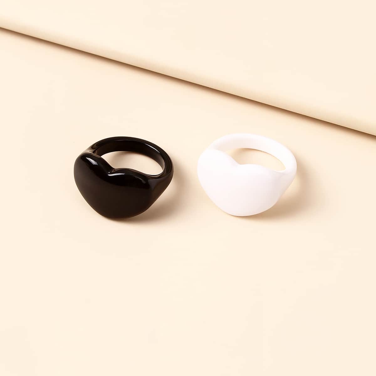 

2pcs Resin Ring, Multicolor