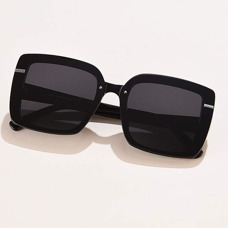 

Square Frame Sunglasses