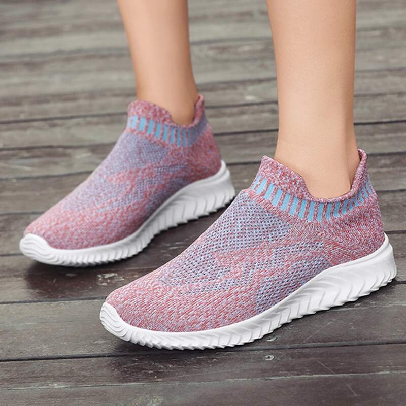 

Knit Low Top Slip On Running Shoes, Pink