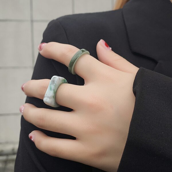 

2pcs Resin Ring, Multicolor