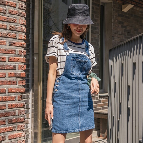 

Solid Straight Hem Suspender Denim Dress, Medium wash